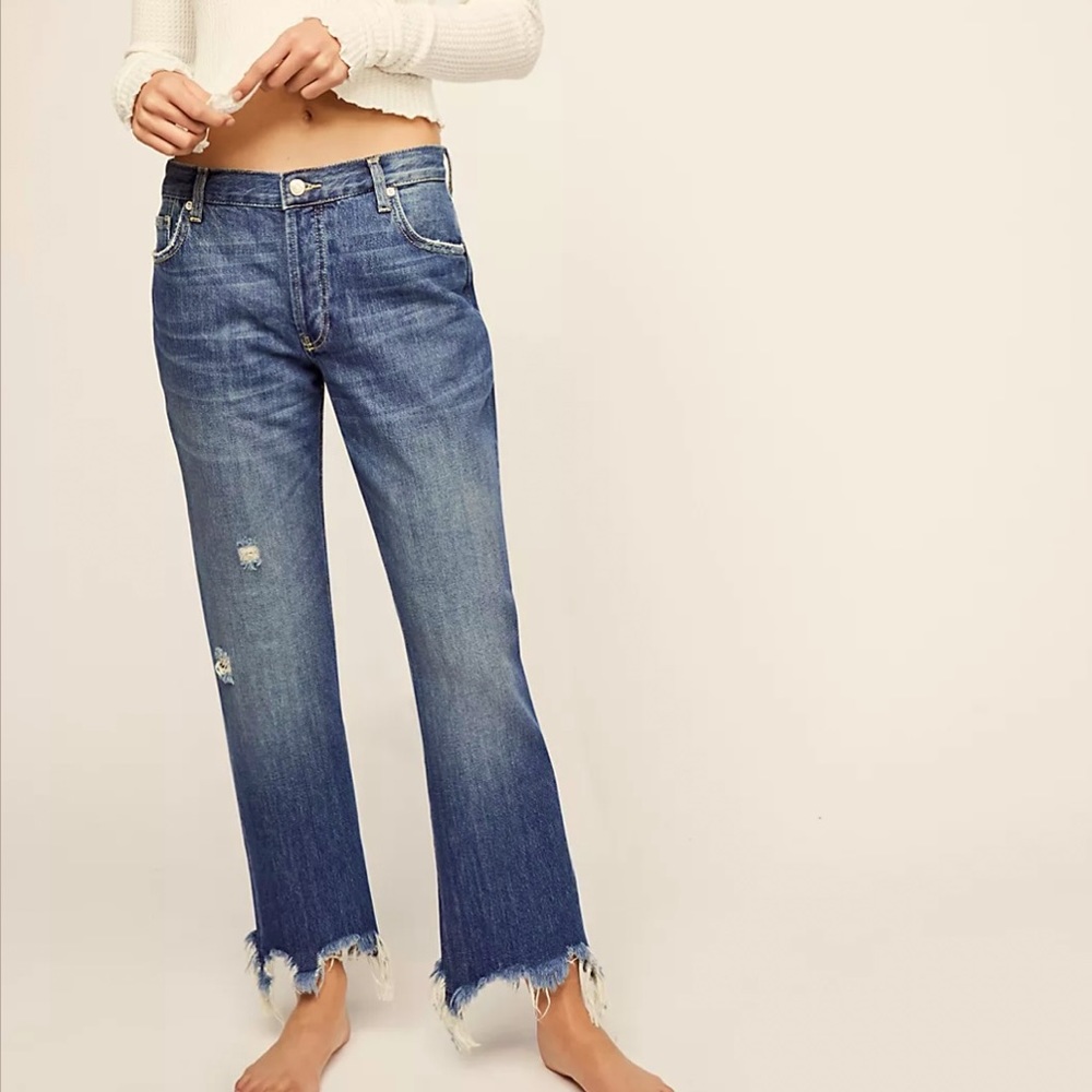 FREE PEOPLE Maggie Mid-Rise Straight-Leg Jeans - Picture 1 of 15